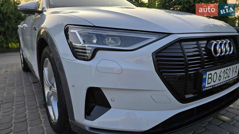 Позашляховик / Кросовер Audi e-tron 2022 в Вінниці фото 3 Позашляховик / Кросовер Audi e-tron 2022 в Вінниці