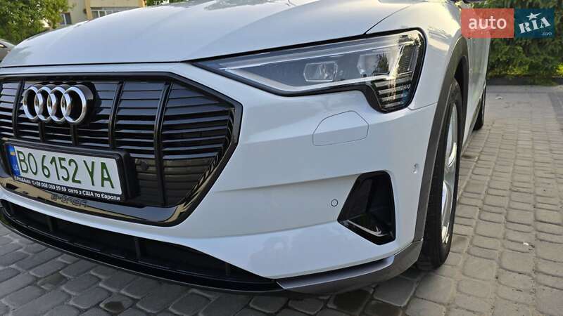 Внедорожник / Кроссовер Audi e-tron 2022 в Виннице