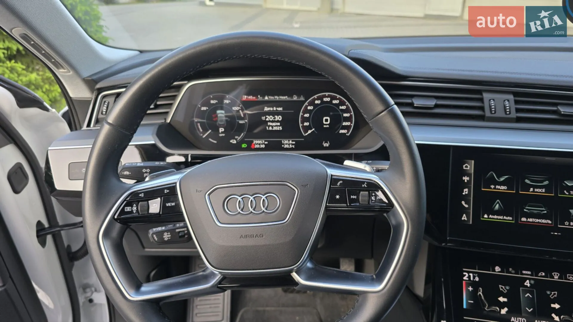 2022 Audi e-tron - мініатюра 14
