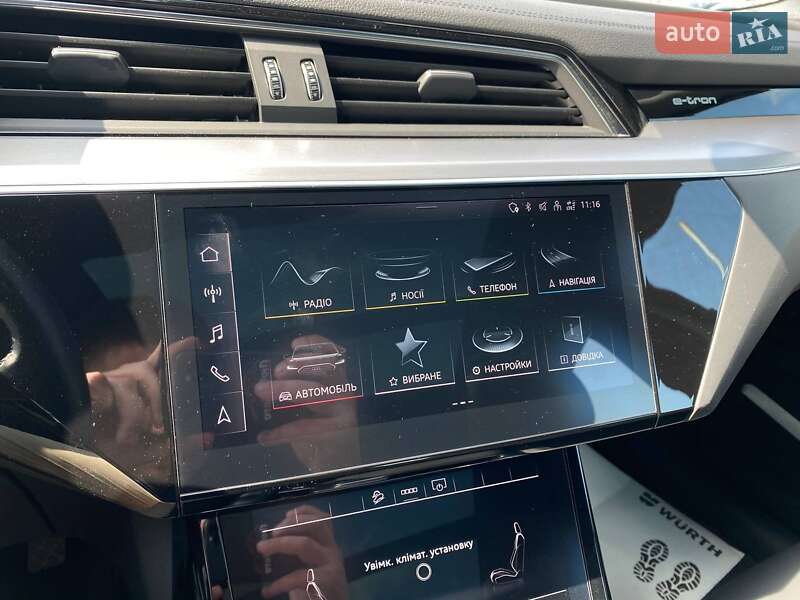 Позашляховик / Кросовер Audi e-tron 2021 в Львові
