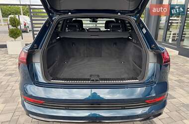 Внедорожник / Кроссовер Audi e-tron 2019 в 