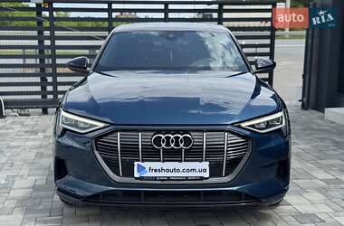Внедорожник / Кроссовер Audi e-tron 2019 в 