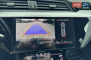 Внедорожник / Кроссовер Audi e-tron 2019 в 