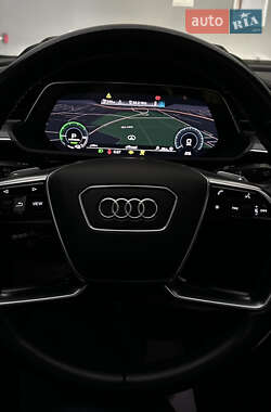 Внедорожник / Кроссовер Audi e-tron 2019 в 
