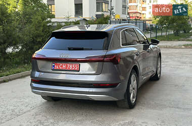 Внедорожник / Кроссовер Audi e-tron 2019 в 