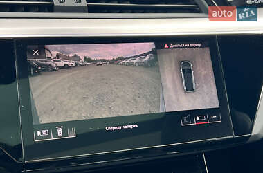 Внедорожник / Кроссовер Audi e-tron 2021 в 