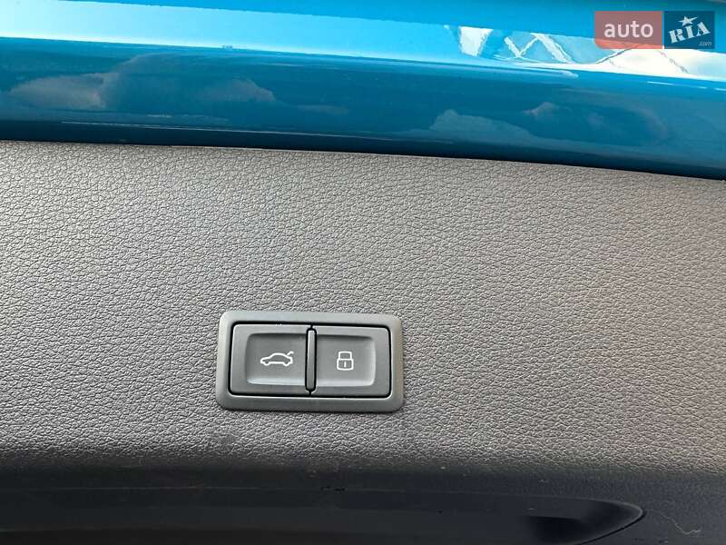 Внедорожник / Кроссовер Audi e-tron 2019 в Днепре