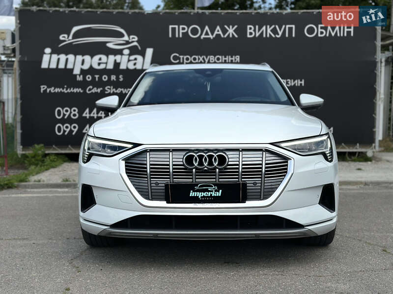 Внедорожник / Кроссовер Audi e-tron 2019 в Харькове фото 2 Внедорожник / Кроссовер Audi e-tron 2019 в Харькове