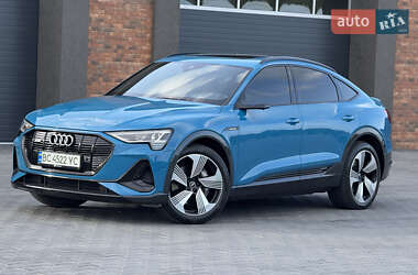 Внедорожник / Кроссовер Audi e-tron 2020 в 