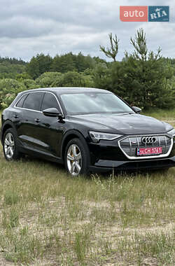 Позашляховик / Кросовер Audi e-tron 2022 в Харкові