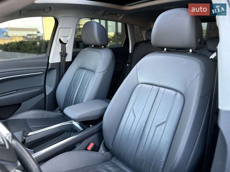 Внедорожник / Кроссовер Audi e-tron 2019 в Мукачево