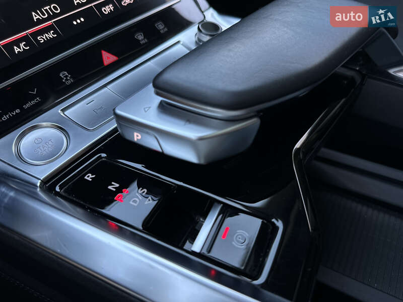 Внедорожник / Кроссовер Audi e-tron 2019 в Мукачево