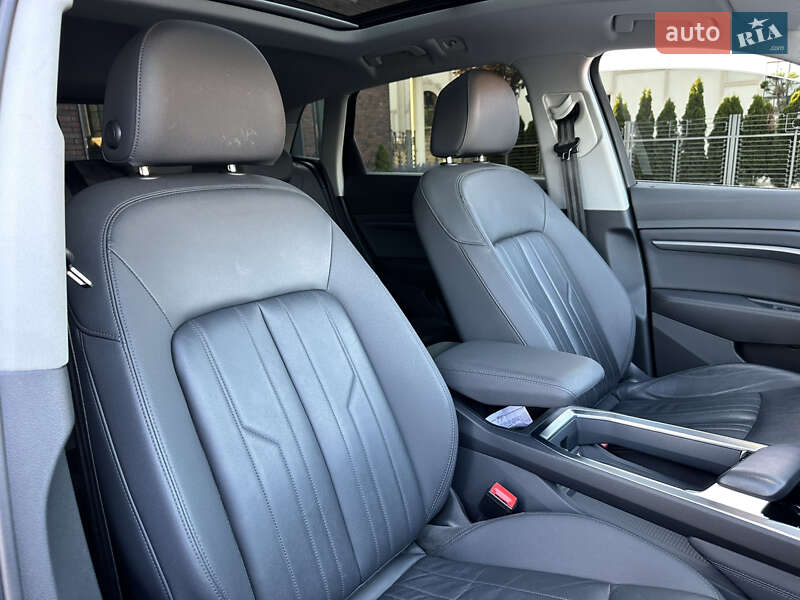 Внедорожник / Кроссовер Audi e-tron 2019 в Мукачево