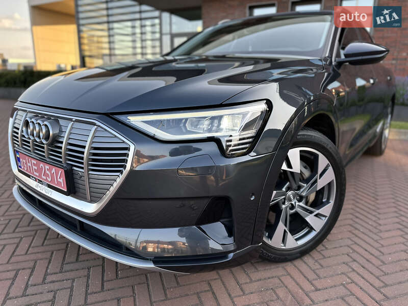 Внедорожник / Кроссовер Audi e-tron 2019 в Мукачево
