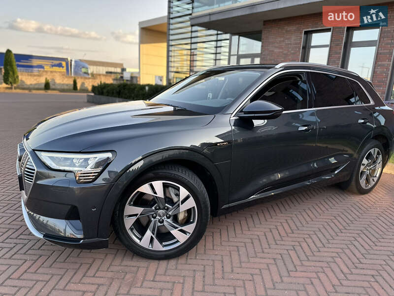 Внедорожник / Кроссовер Audi e-tron 2019 в Мукачево