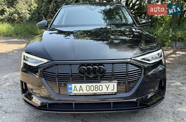 Внедорожник / Кроссовер Audi e-tron 2020 в 