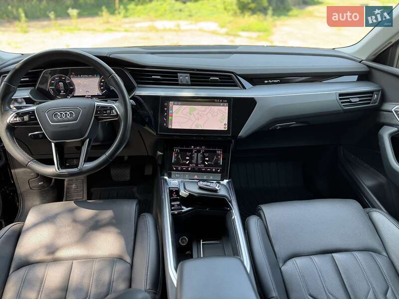 Позашляховик / Кросовер Audi e-tron 2020 в Києві