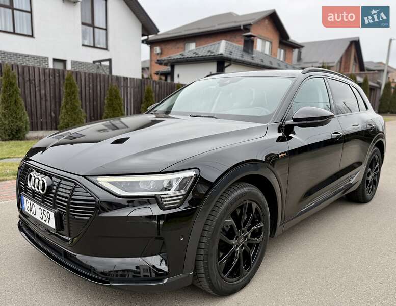 Audi e-tron 2022