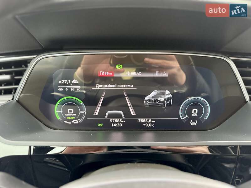 Позашляховик / Кросовер Audi e-tron 2022 в Києві