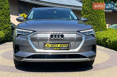 Позашляховик / Кросовер Audi e-tron 2021 в 