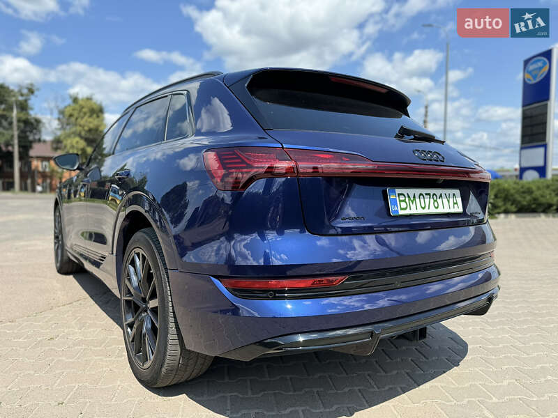 Внедорожник / Кроссовер Audi e-tron 2022 в Сумах