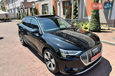Внедорожник / Кроссовер Audi e-tron 2020 в 