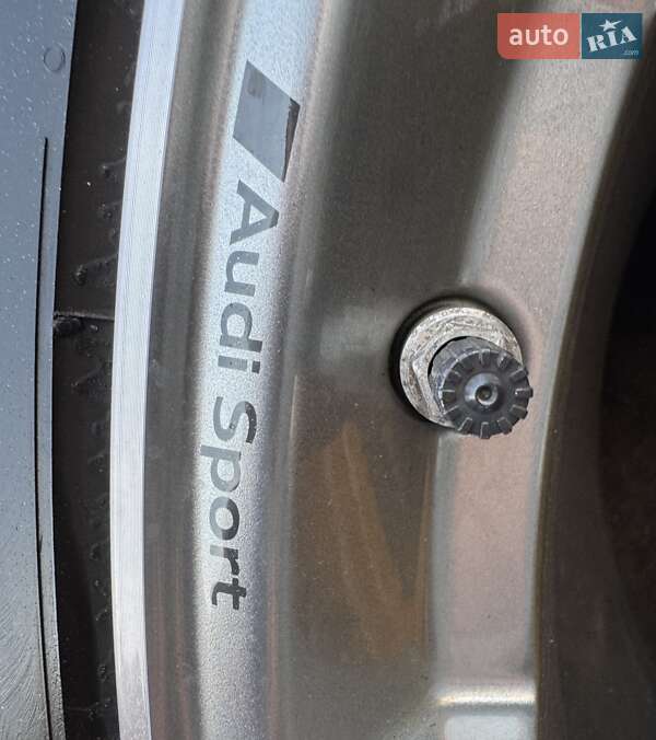 Внедорожник / Кроссовер Audi e-tron 2020 в Ровно