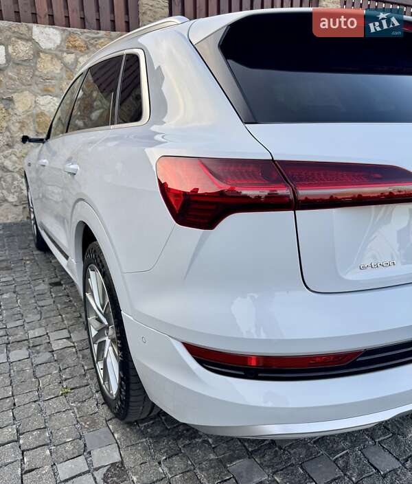 Внедорожник / Кроссовер Audi e-tron 2020 в Ровно