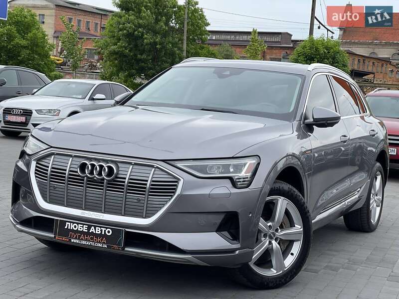 Audi e-tron 2019