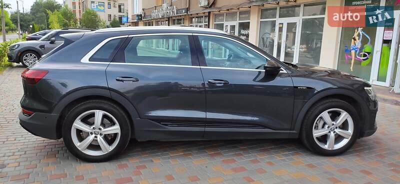 Внедорожник / Кроссовер Audi e-tron 2019 в Кременчуге