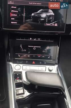 Внедорожник / Кроссовер Audi e-tron 2019 в 