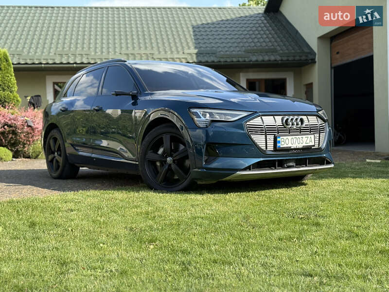 Позашляховик / Кросовер Audi e-tron 2019 в Тернополі