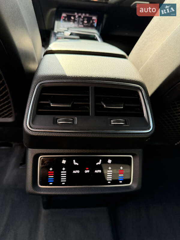Позашляховик / Кросовер Audi e-tron 2019 в Тернополі