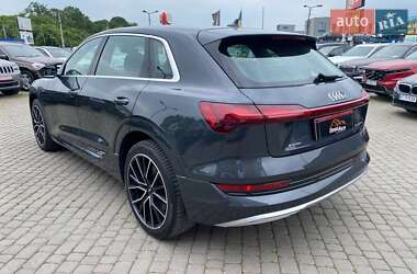Внедорожник / Кроссовер Audi e-tron 2020 в 