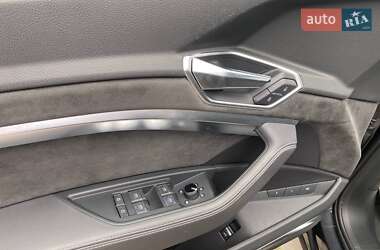 Внедорожник / Кроссовер Audi e-tron 2020 в 