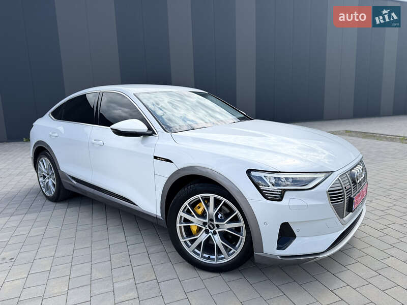 Audi e-tron 2023