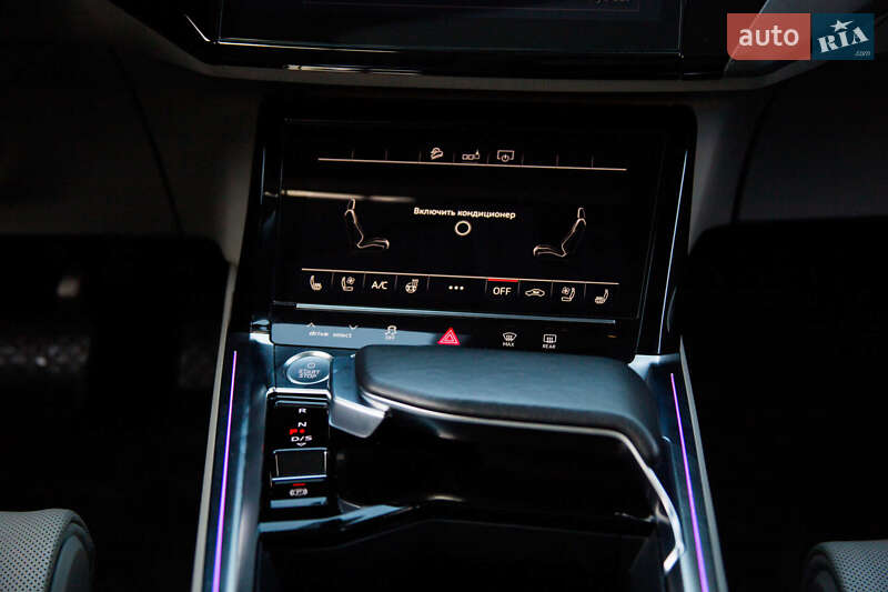 Внедорожник / Кроссовер Audi e-tron 2019 в Киеве