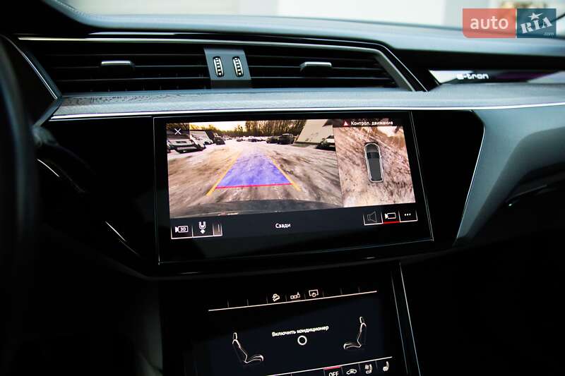 Внедорожник / Кроссовер Audi e-tron 2019 в Киеве