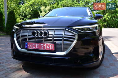 Внедорожник / Кроссовер Audi e-tron 2020 в 