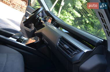 Внедорожник / Кроссовер Audi e-tron 2020 в 