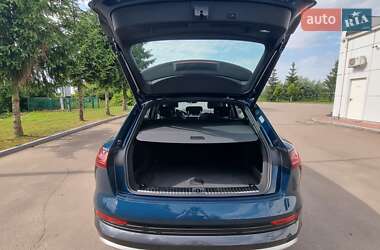 Внедорожник / Кроссовер Audi e-tron 2019 в 