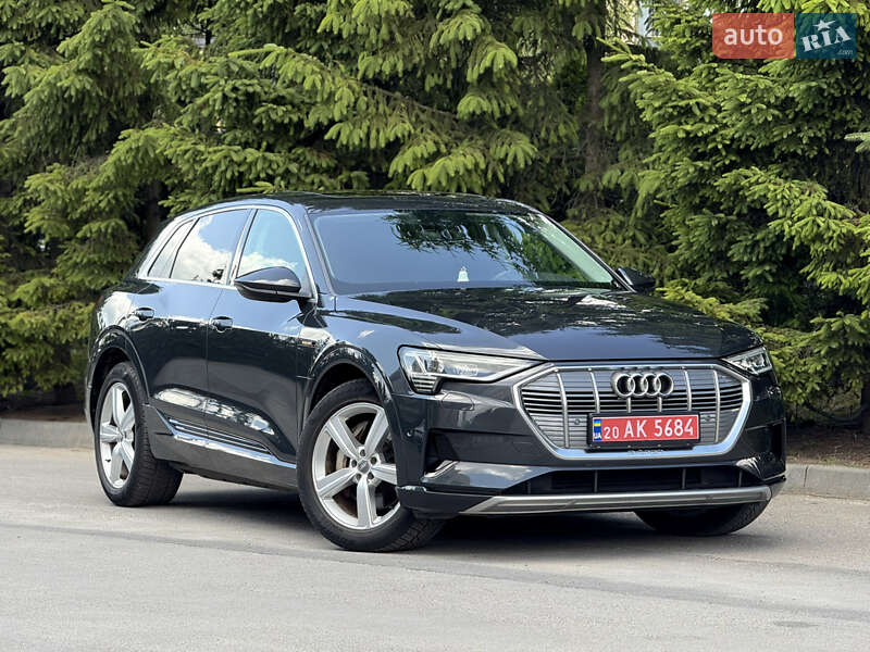 Внедорожник / Кроссовер Audi e-tron 2019 в Тернополе