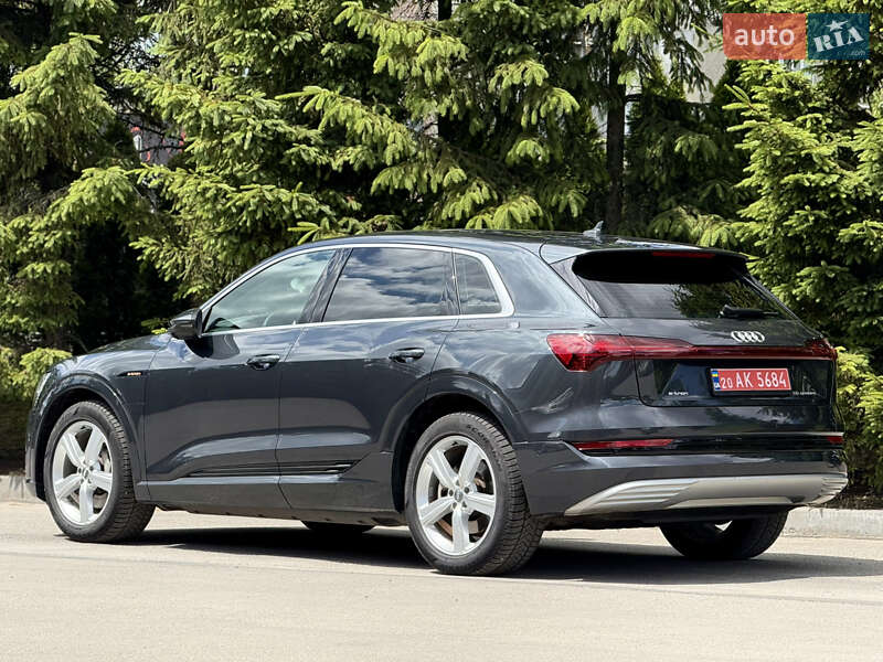Внедорожник / Кроссовер Audi e-tron 2019 в Тернополе