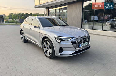 Внедорожник / Кроссовер Audi e-tron 2019 в 