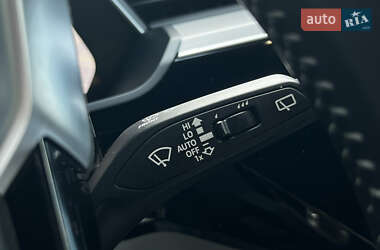 Внедорожник / Кроссовер Audi e-tron 2019 в 