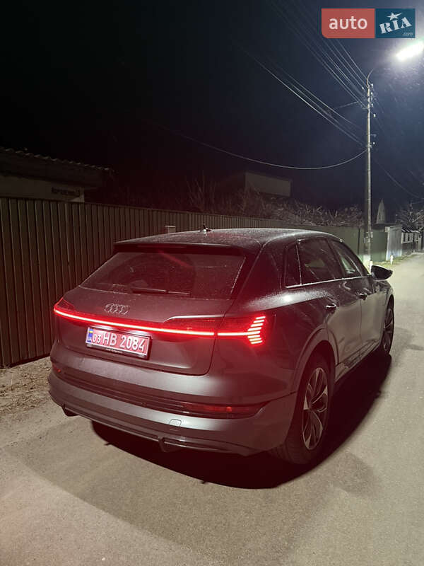 Внедорожник / Кроссовер Audi e-tron 2021 в Белой Церкви