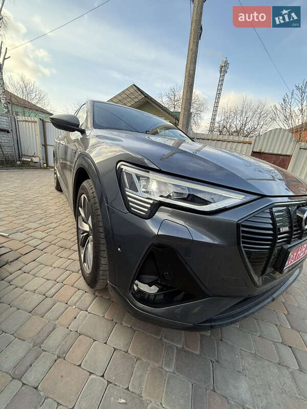 Внедорожник / Кроссовер Audi e-tron 2021 в Белой Церкви