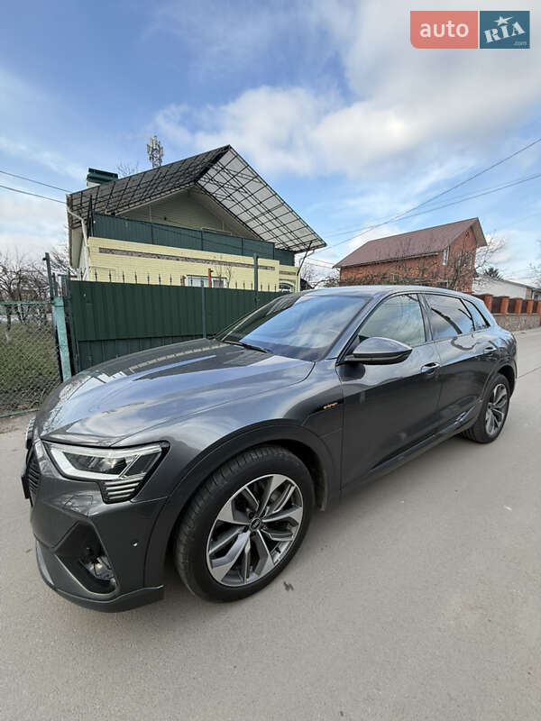 Внедорожник / Кроссовер Audi e-tron 2021 в Белой Церкви