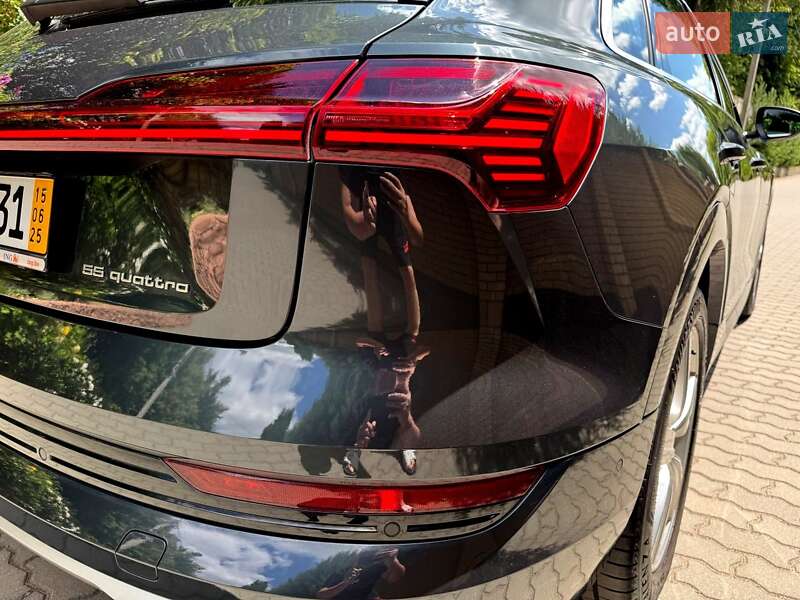 Внедорожник / Кроссовер Audi e-tron 2020 в Хмельницком
