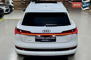 Внедорожник / Кроссовер Audi e-tron 2019 в 